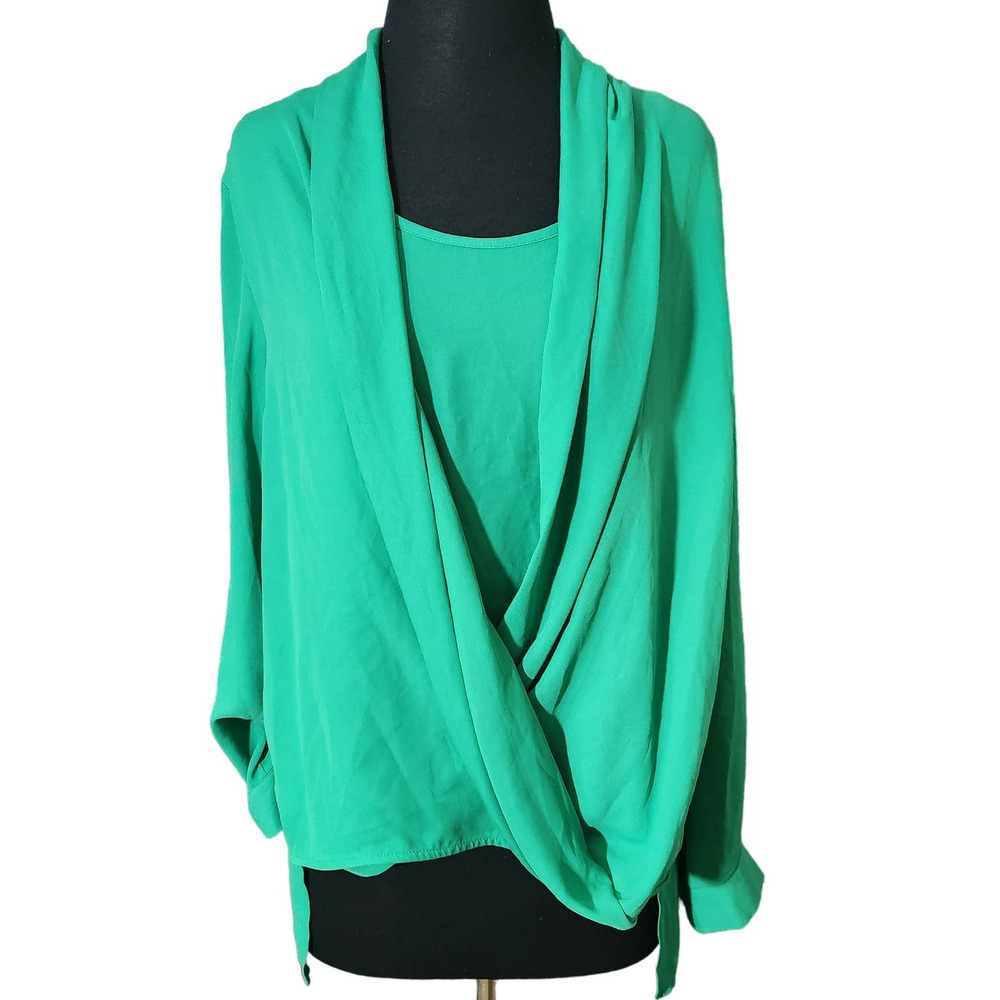 Go Fish solid wrap blouse long sleeve green sz L